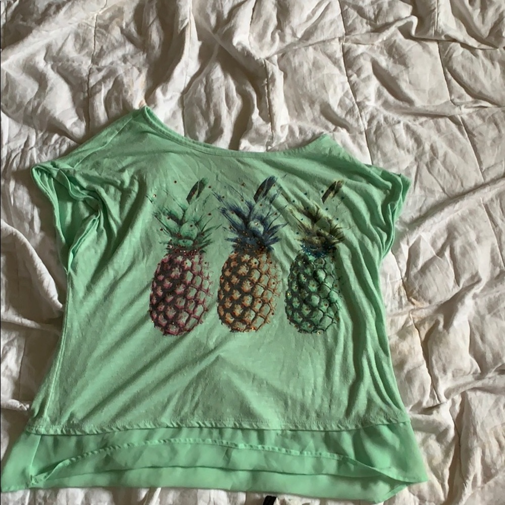 Pineapple t-shirt.
